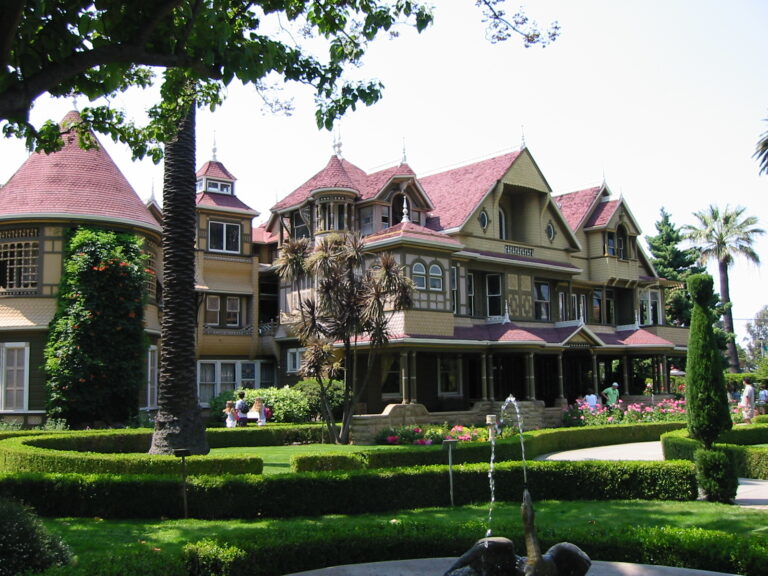 Winchester Mystery House