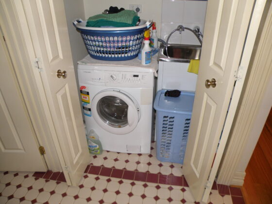 A ventless washer/dryer